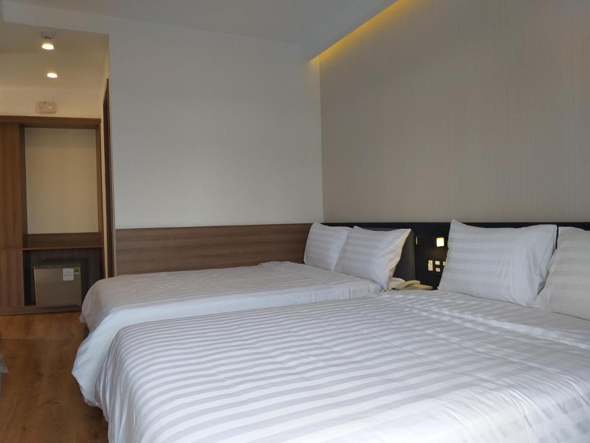 Ngan Hoa - Mille Fleurs 02 Hotel Да Лат Екстериор снимка